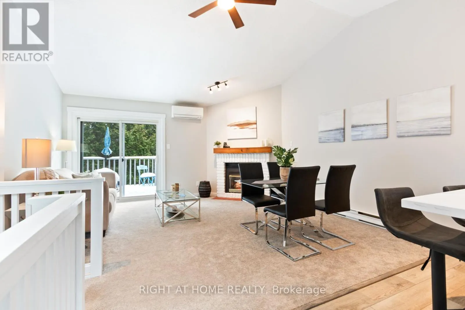 #403 - 12 DAWSON DRIVE