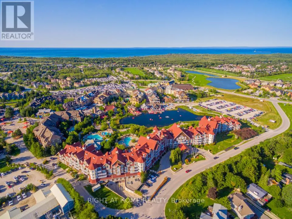 #403 - 12 DAWSON DRIVE
