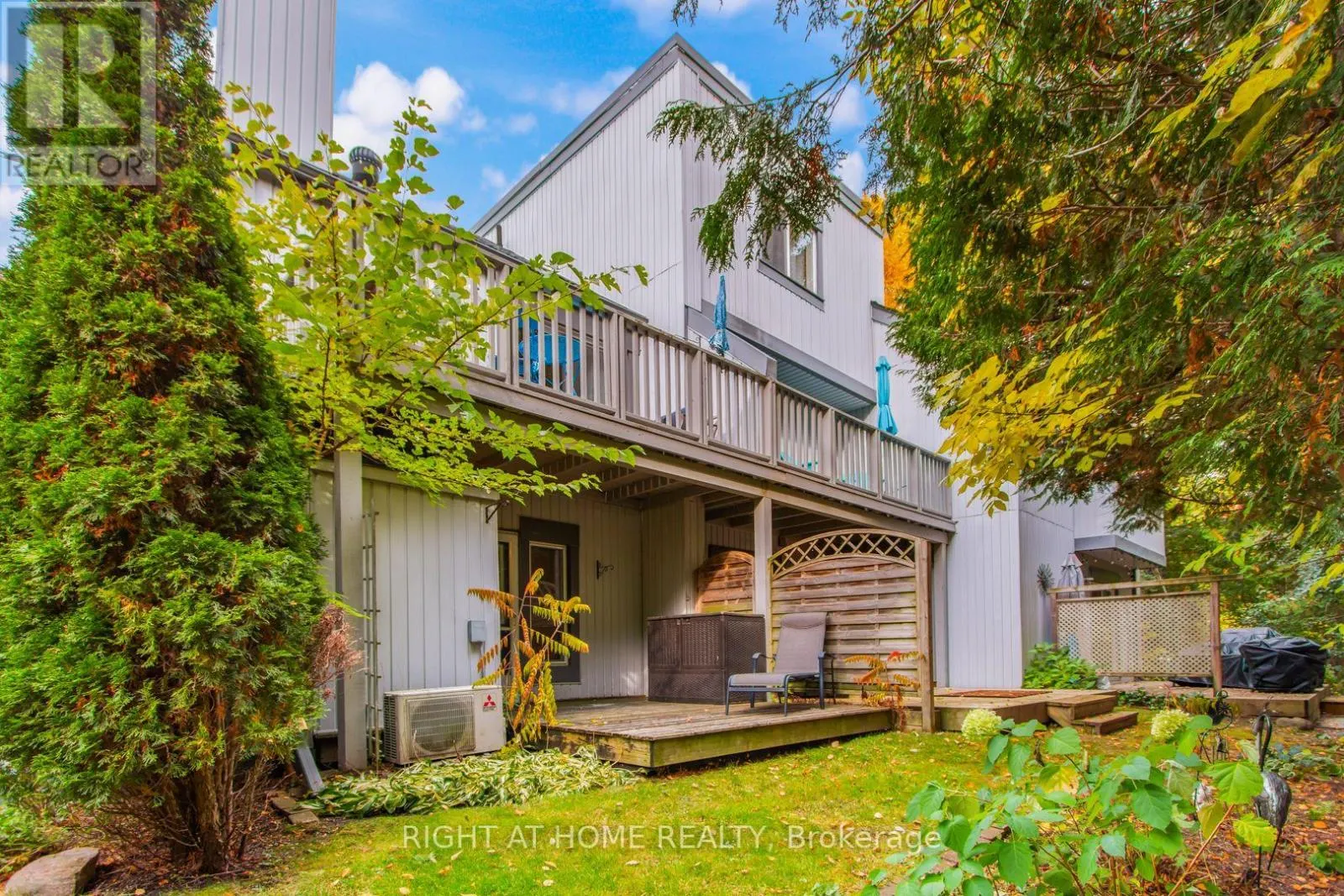 #403 - 12 DAWSON DRIVE