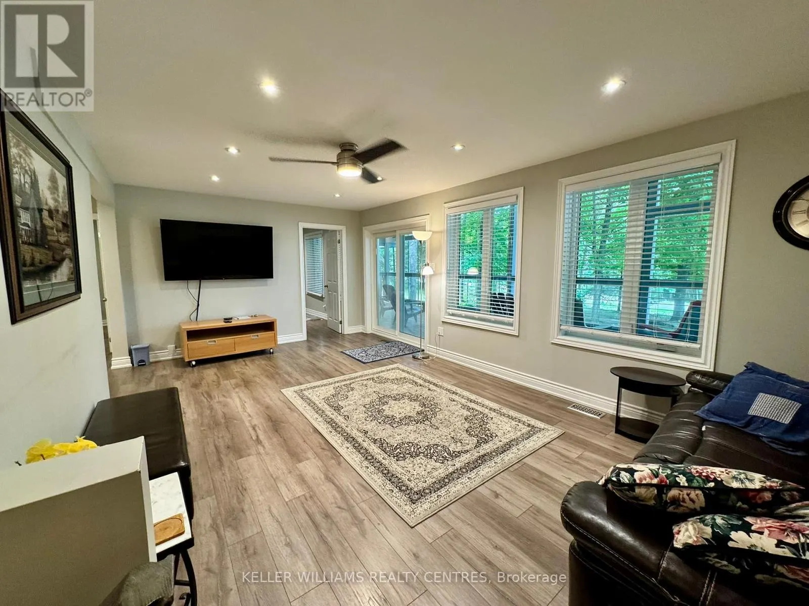52 MACEDONIA CIRCLE
