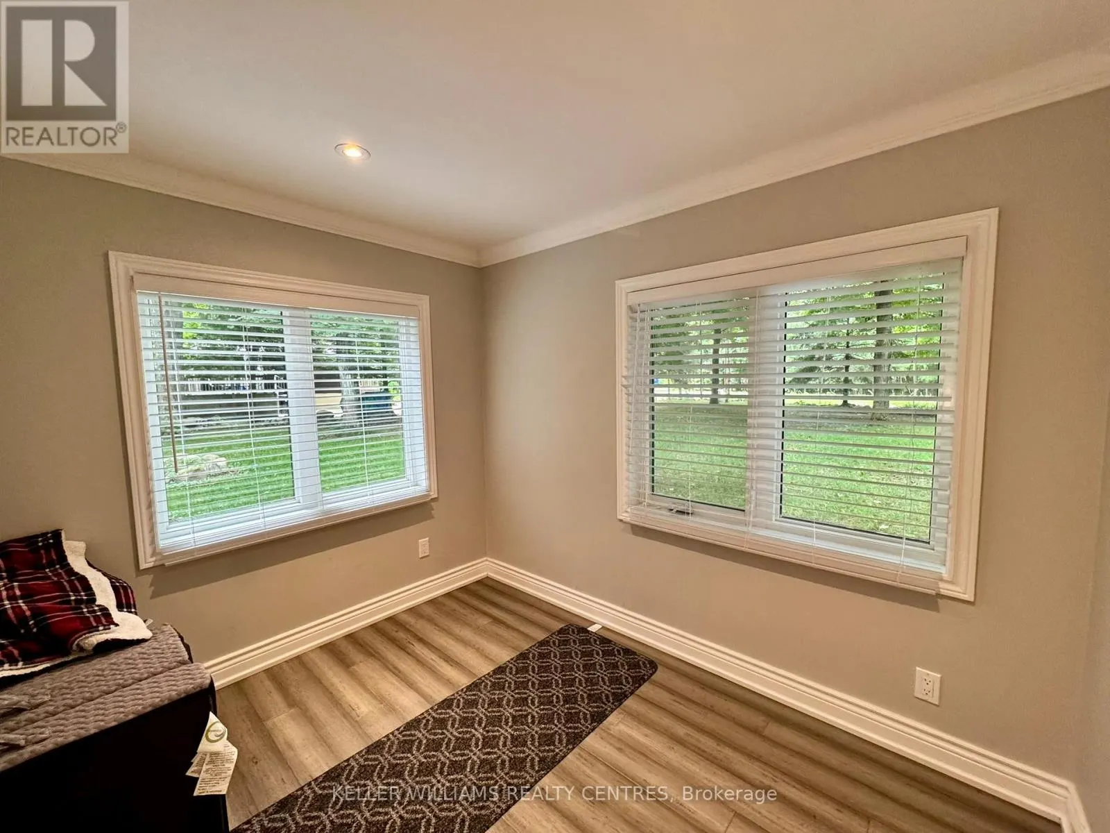 52 MACEDONIA CIRCLE