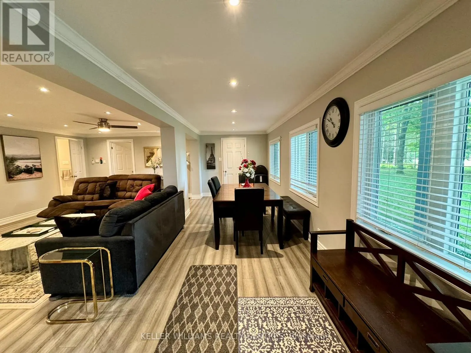 52 MACEDONIA CIRCLE
