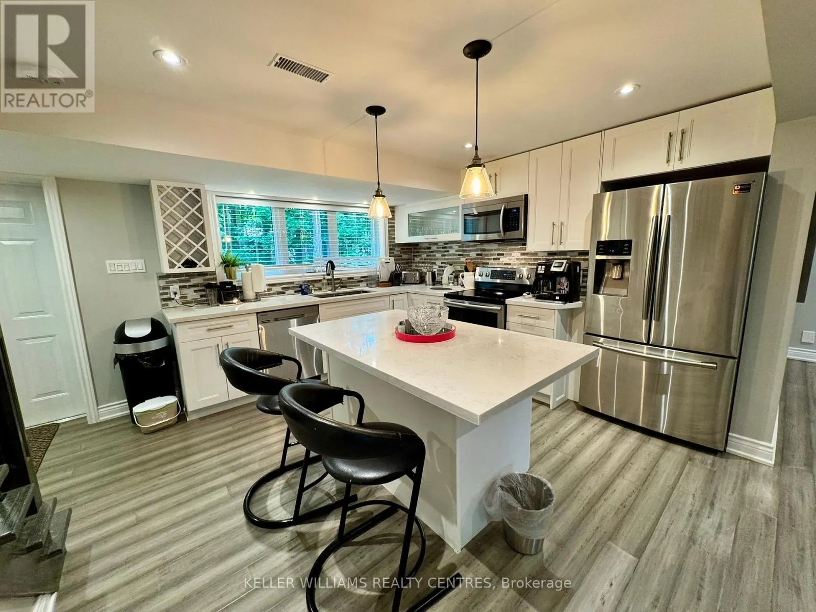 52 MACEDONIA CIRCLE