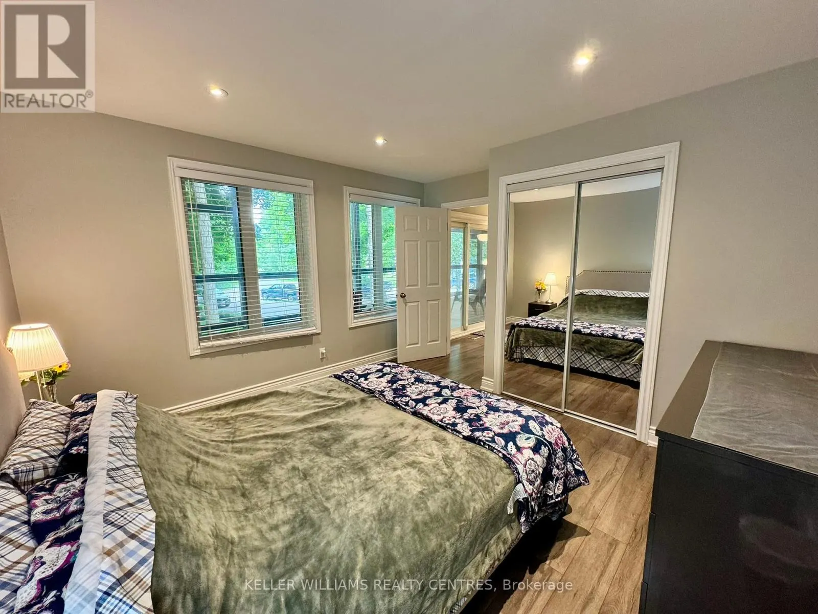 52 MACEDONIA CIRCLE