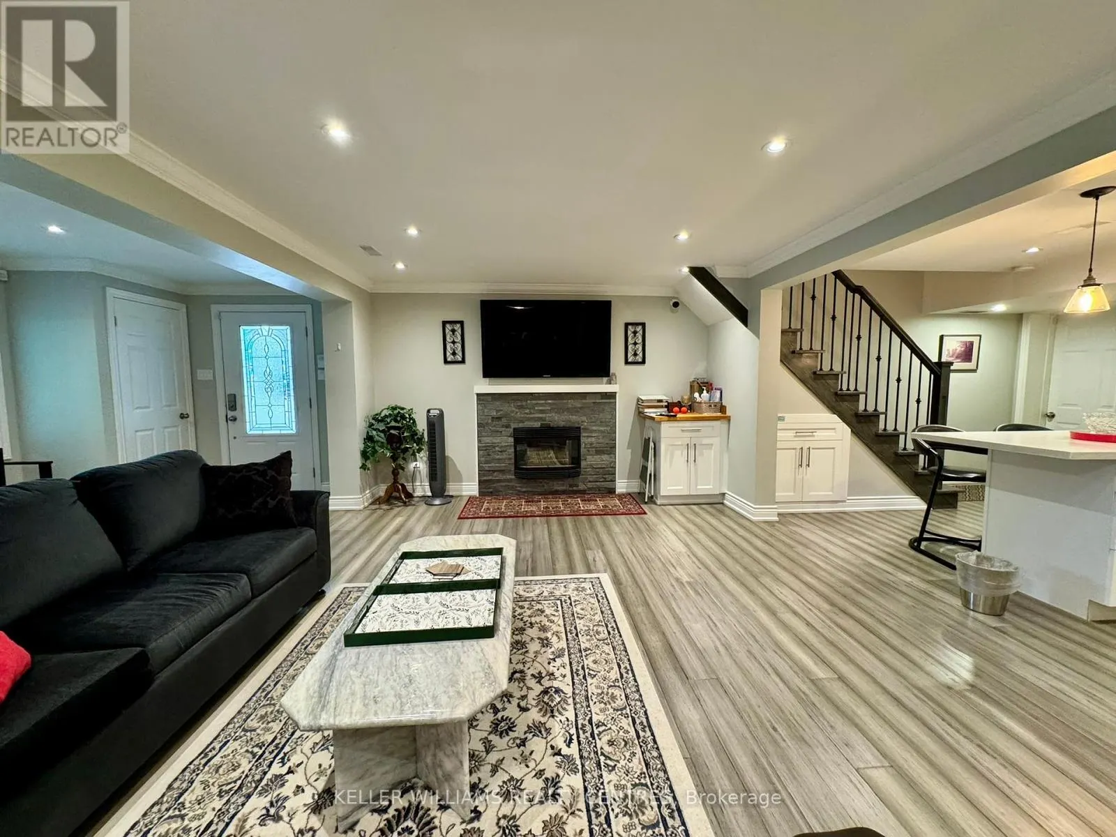 52 MACEDONIA CIRCLE