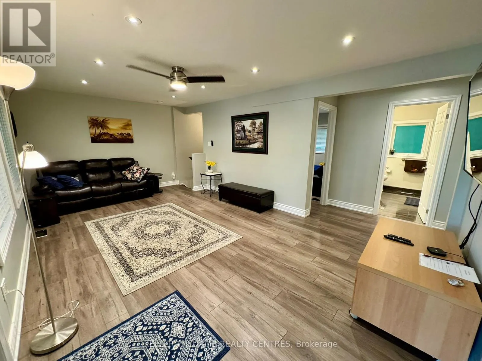 52 MACEDONIA CIRCLE