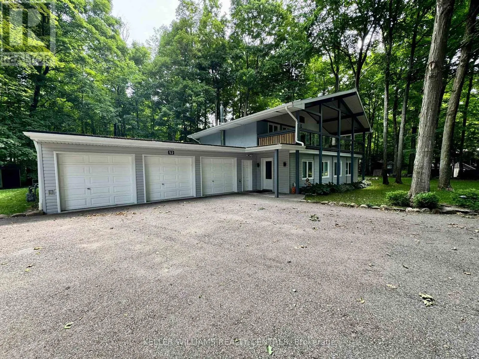 52 MACEDONIA CIRCLE