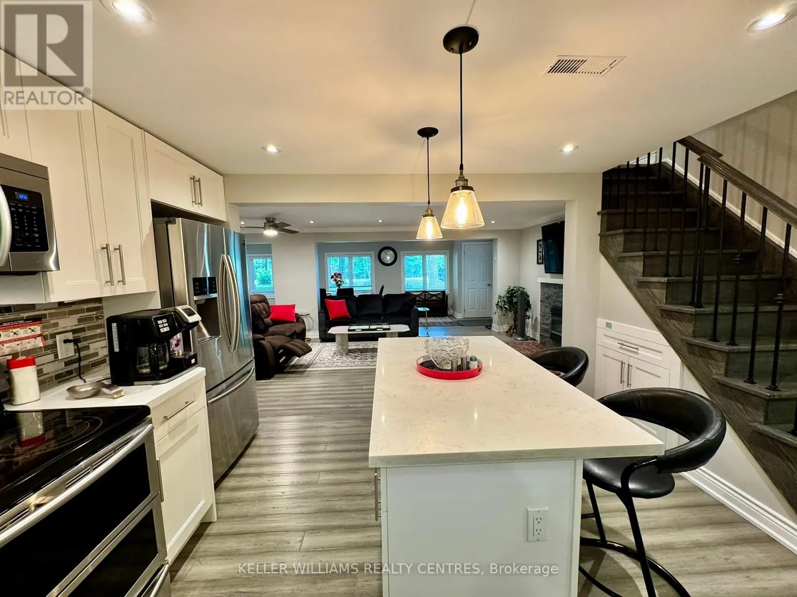 52 MACEDONIA CIRCLE