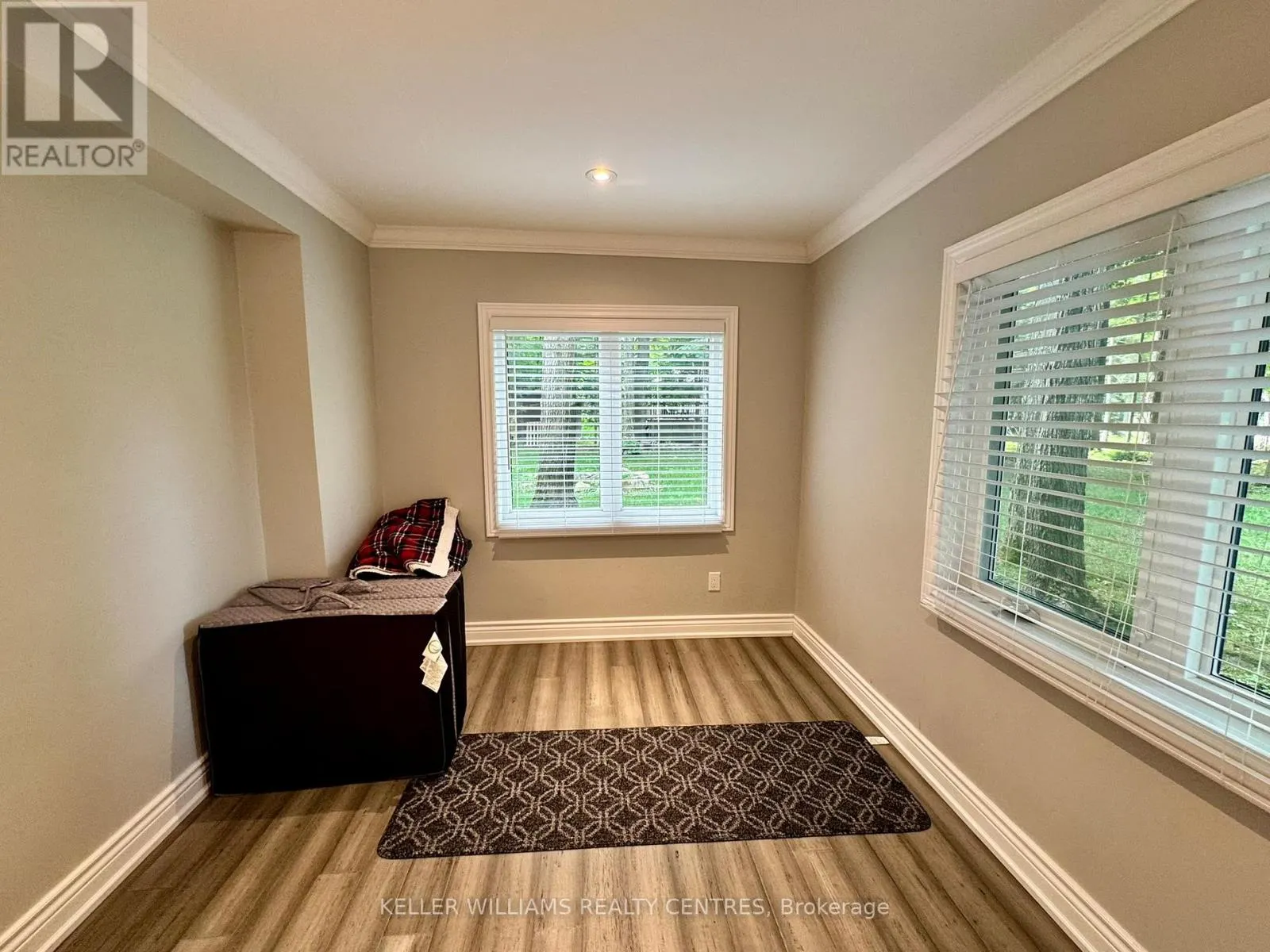 52 MACEDONIA CIRCLE