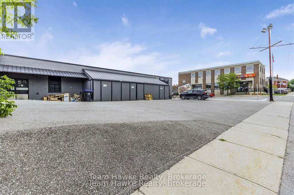 526 DOMINION AVENUE