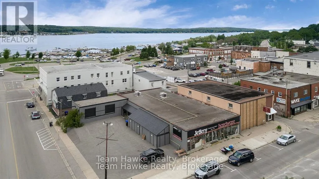 526 DOMINION AVENUE