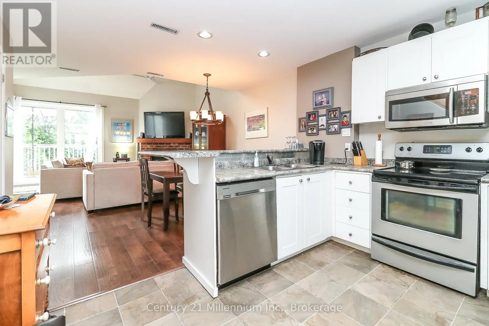 124 - 55 TROTT BOULEVARD, #124