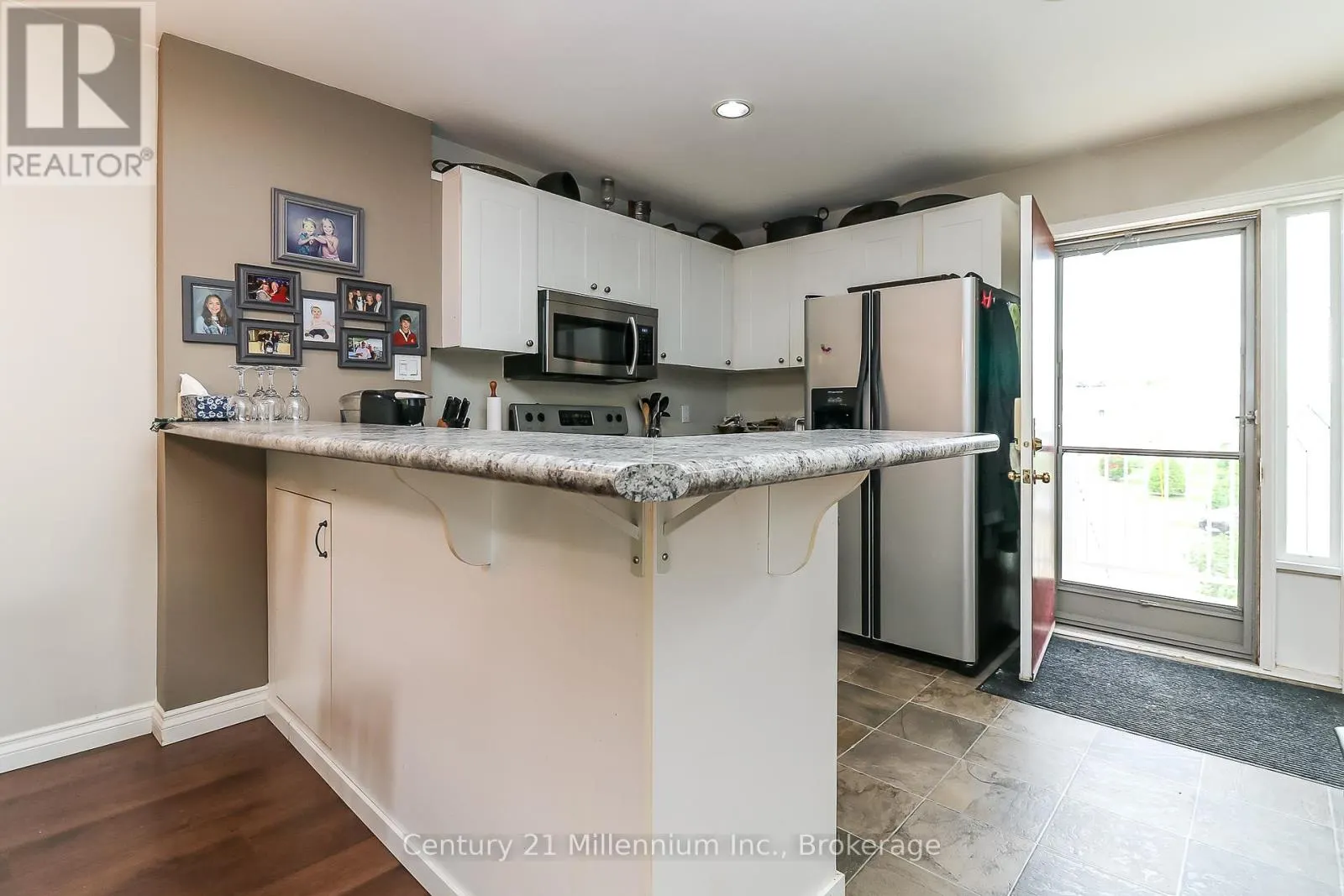 124 - 55 TROTT BOULEVARD, #124