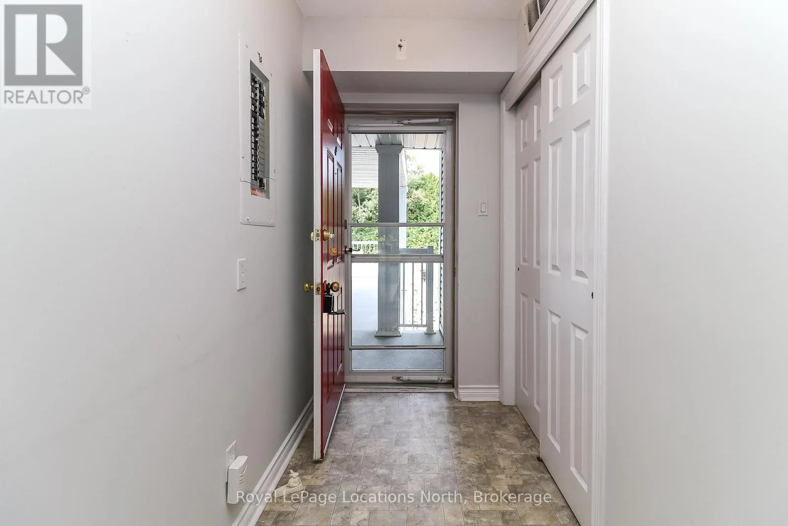 8 - 30 MULLIGAN LANE, #8