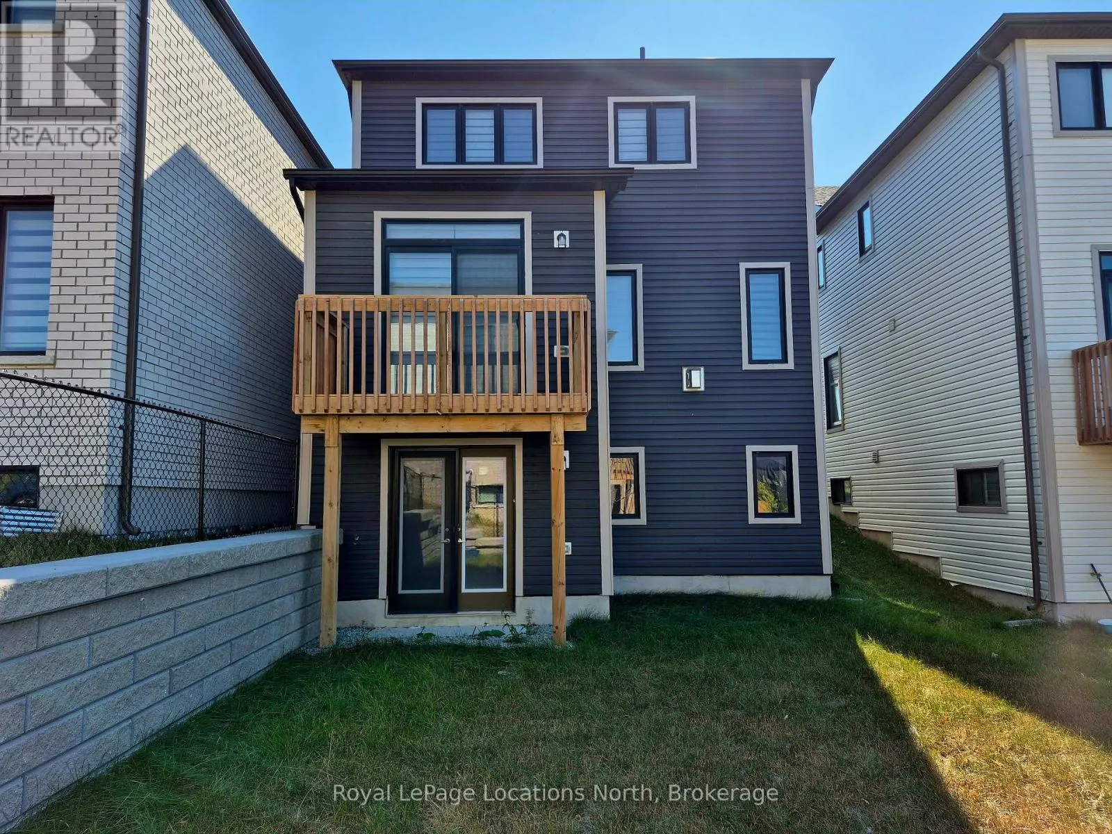 37 FEDERICA CRESCENT