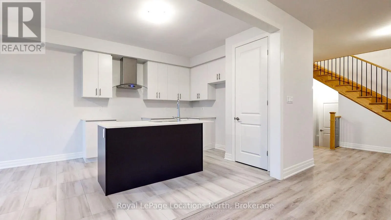 37 FEDERICA CRESCENT