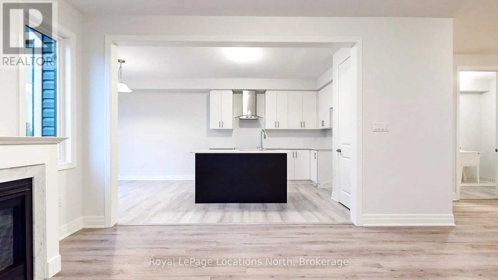 37 FEDERICA CRESCENT