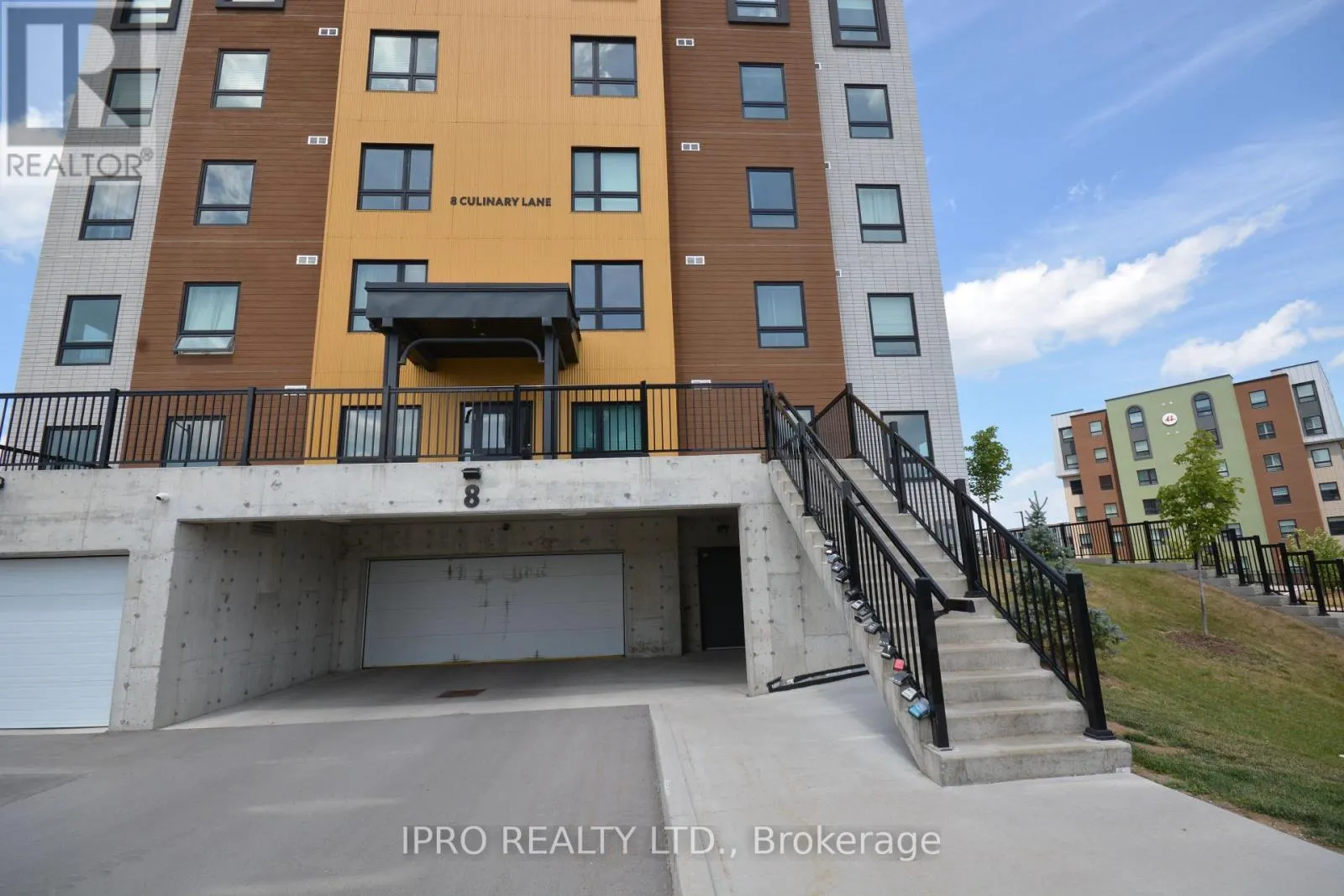 411 - 8 CULINARY LANE