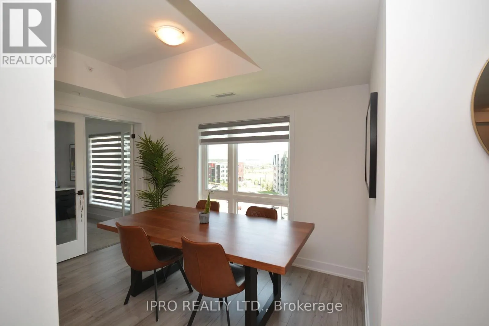 411 - 8 CULINARY LANE