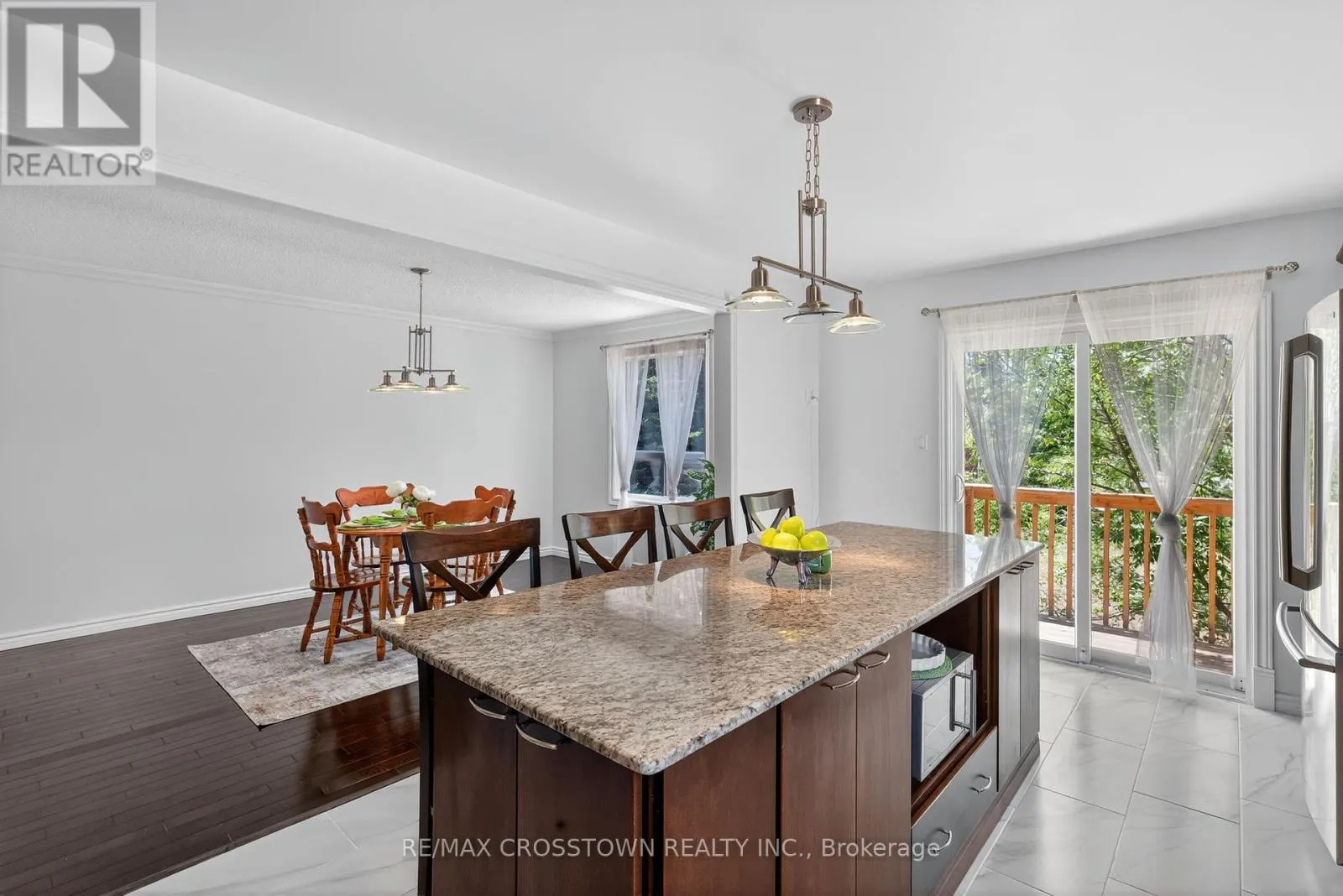 2 BIRCHMOUNT CIRCLE