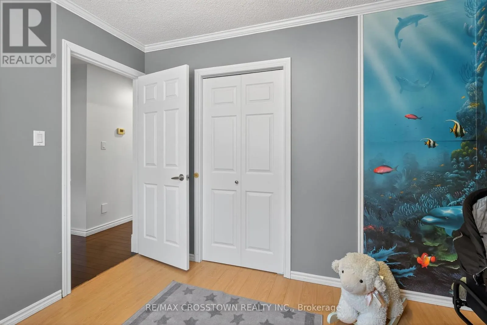 2 BIRCHMOUNT CIRCLE