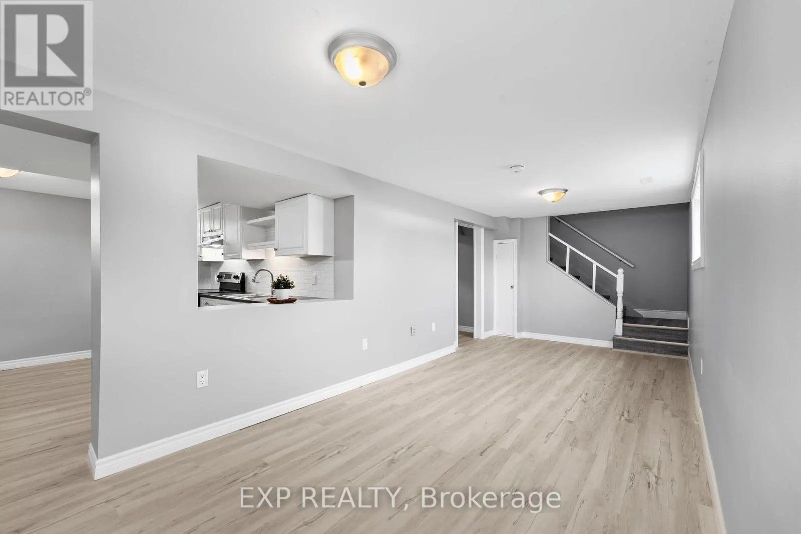 143 WESTMOUNT DRIVE N