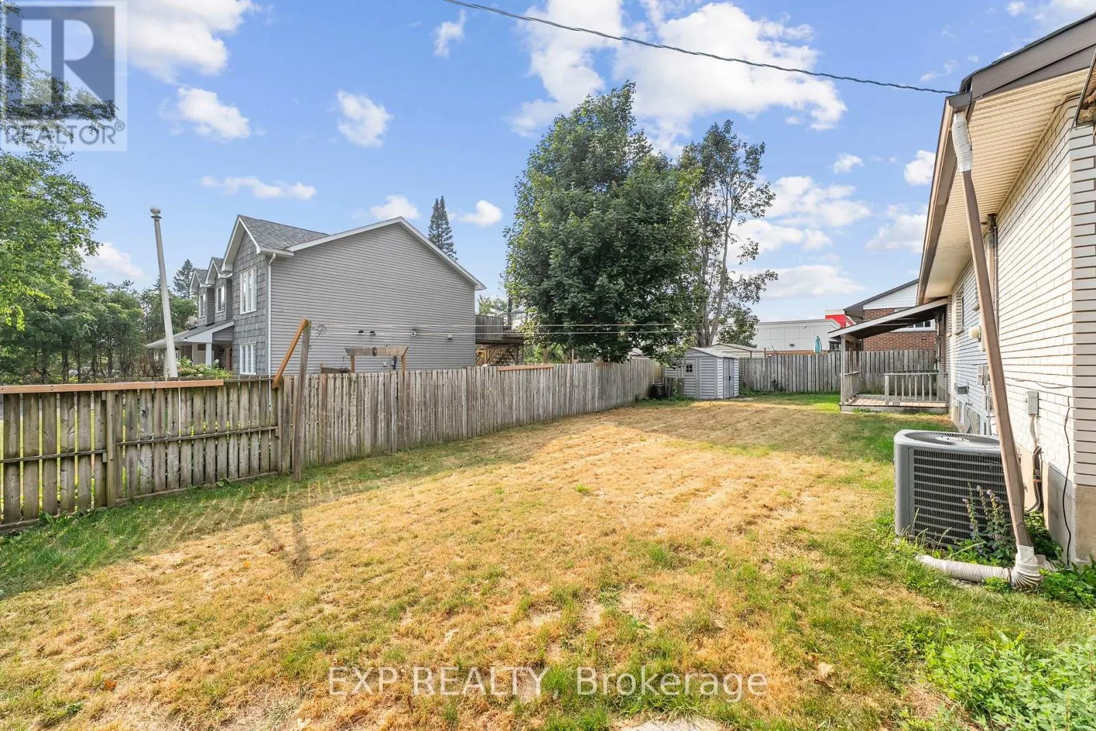 143 WESTMOUNT DRIVE N