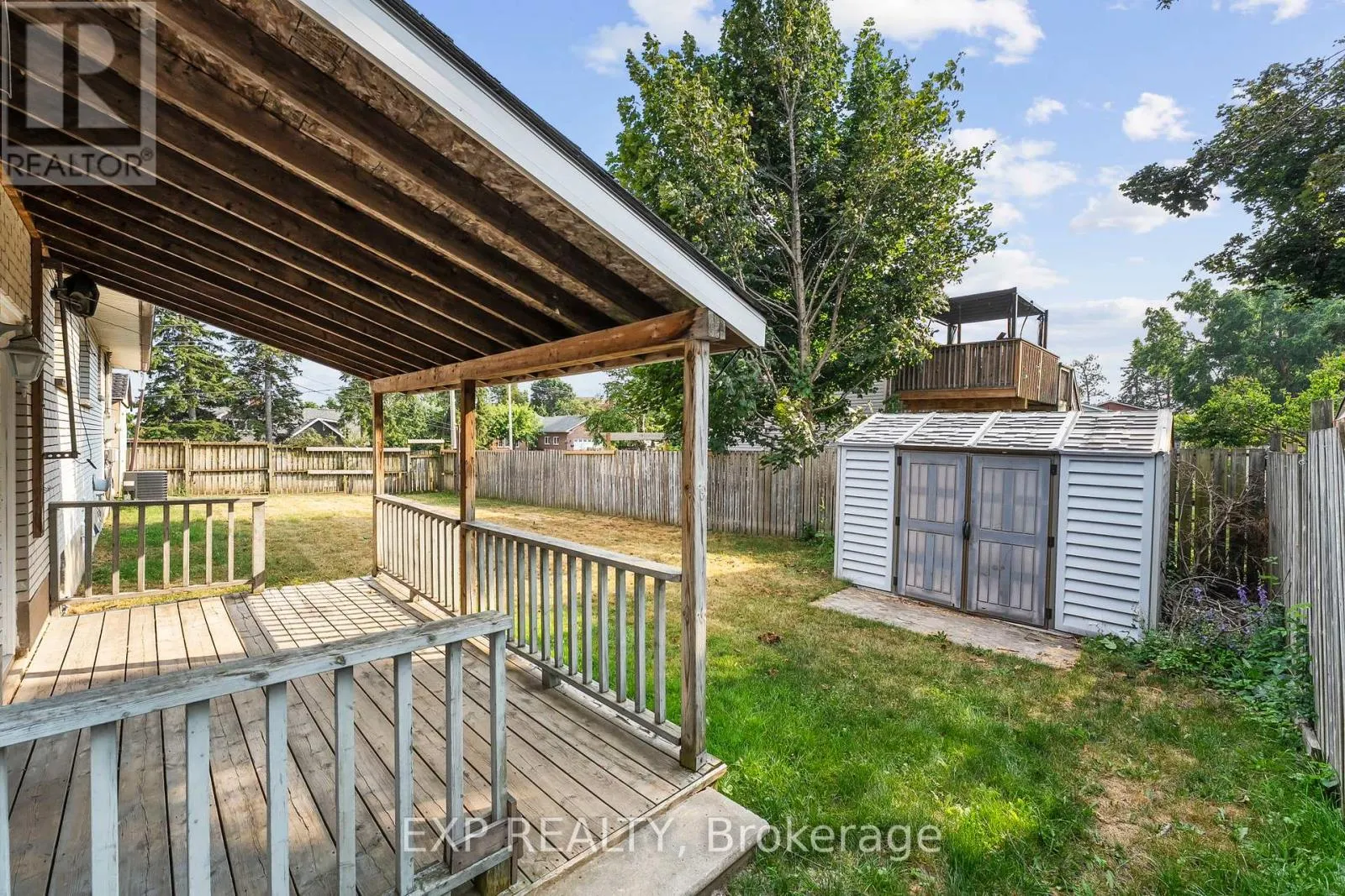 143 WESTMOUNT DRIVE N