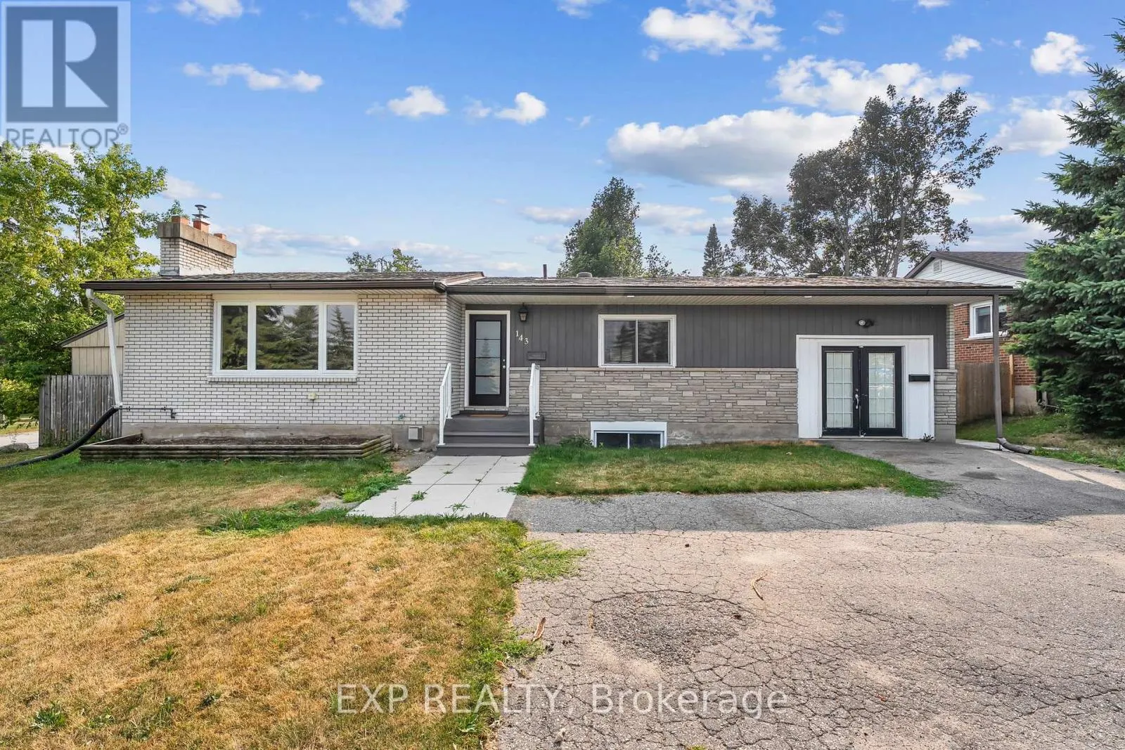 143 WESTMOUNT DRIVE N