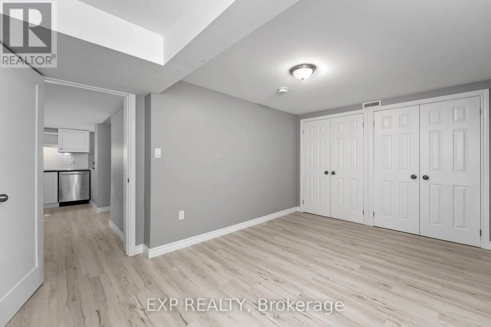 143 WESTMOUNT DRIVE N