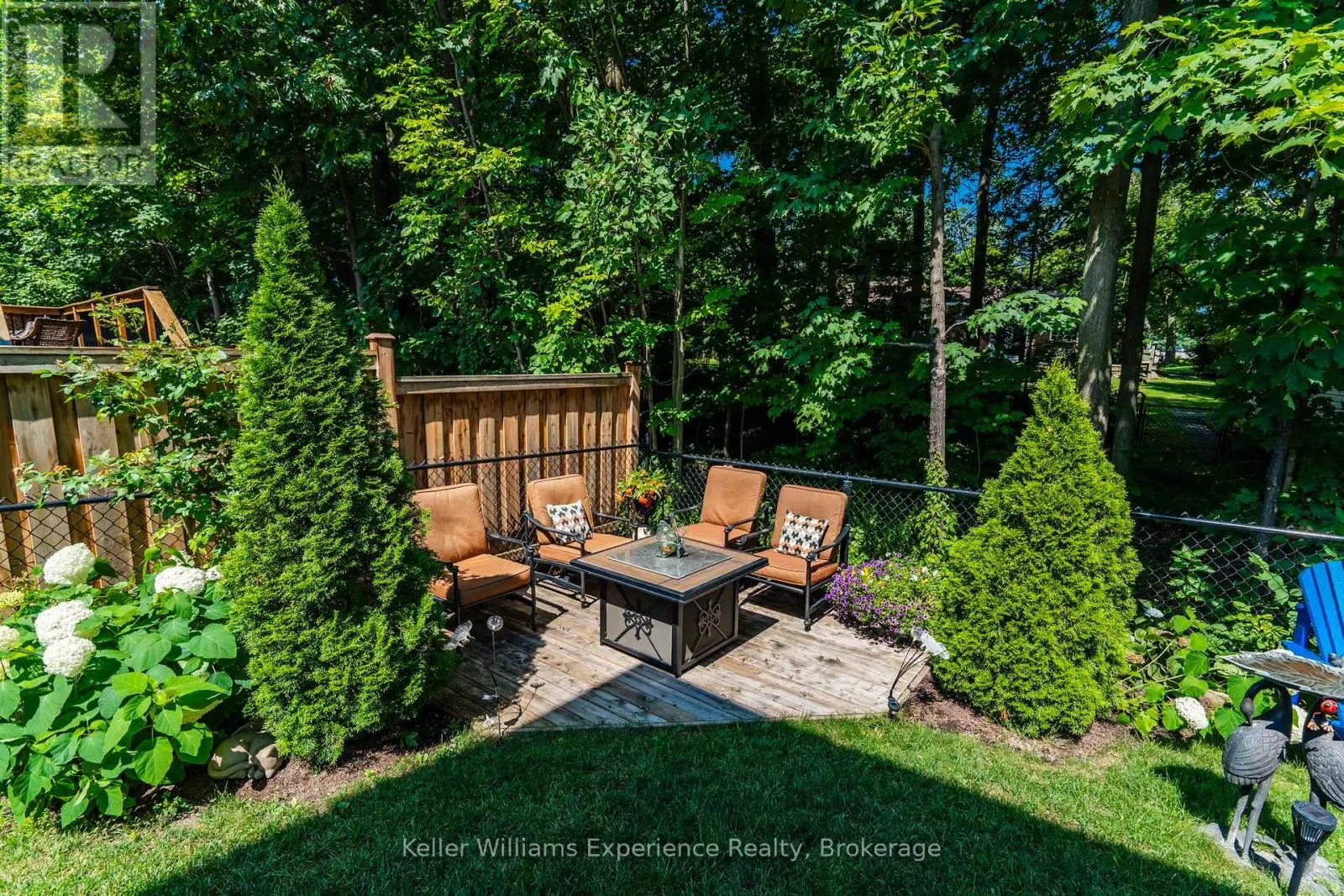 984 COOK DRIVE