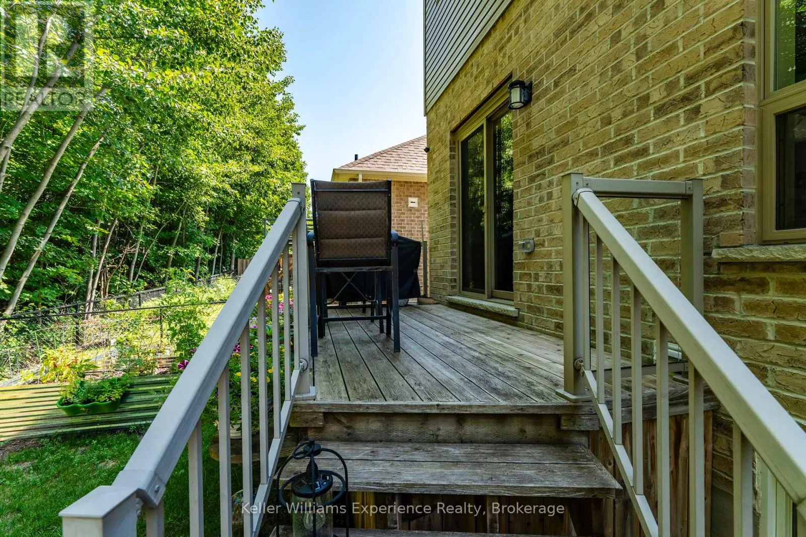 984 COOK DRIVE