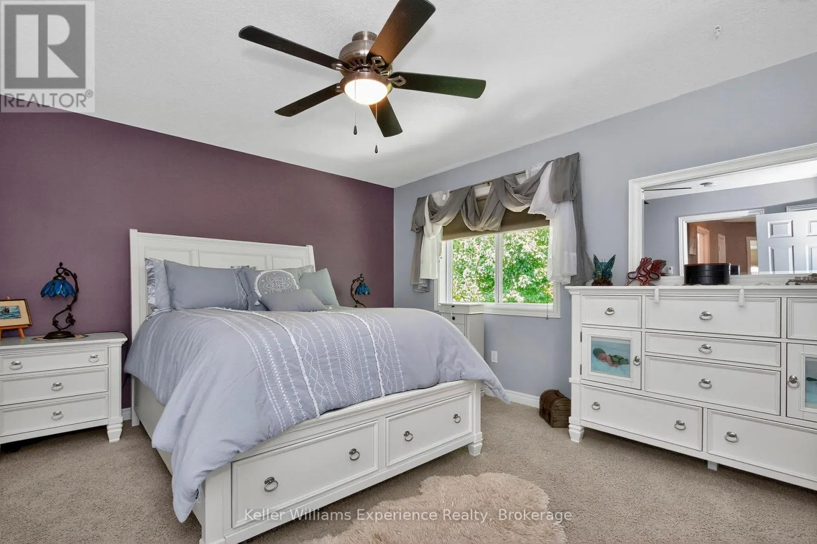 984 COOK DRIVE
