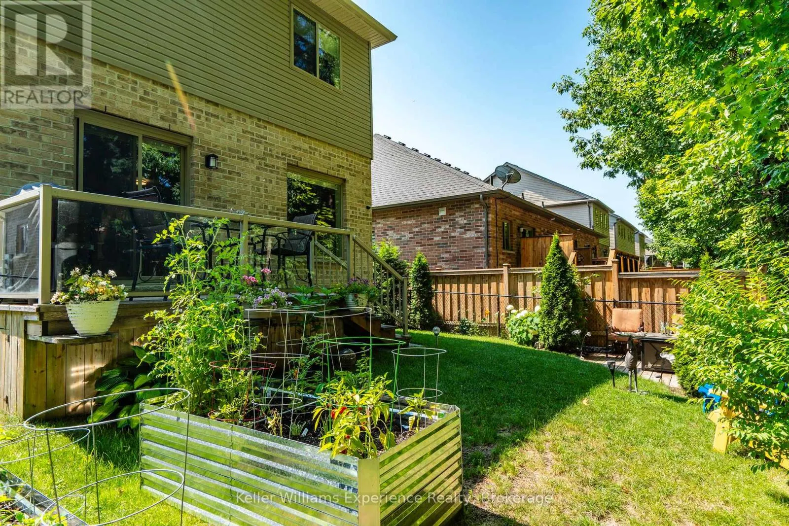 984 COOK DRIVE