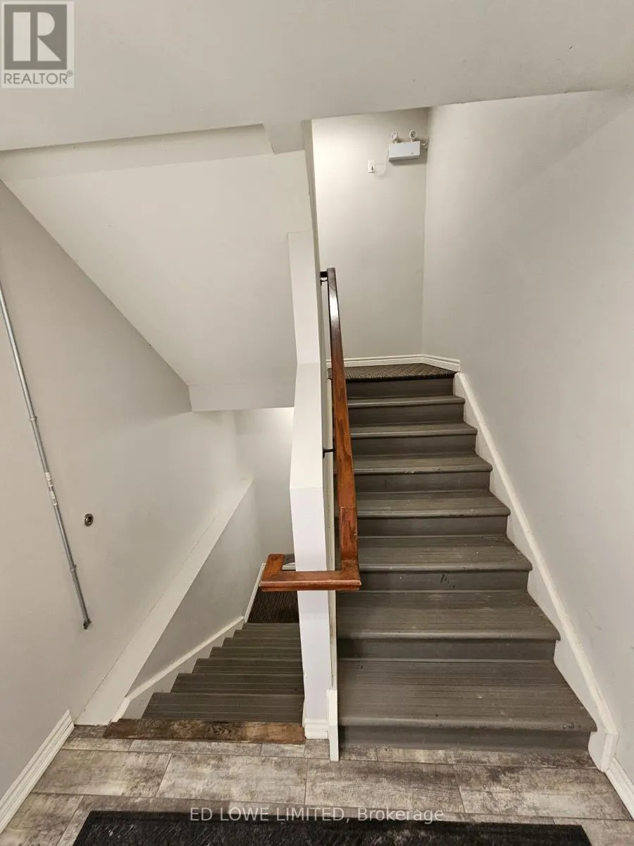 82 FITTONS ROAD E