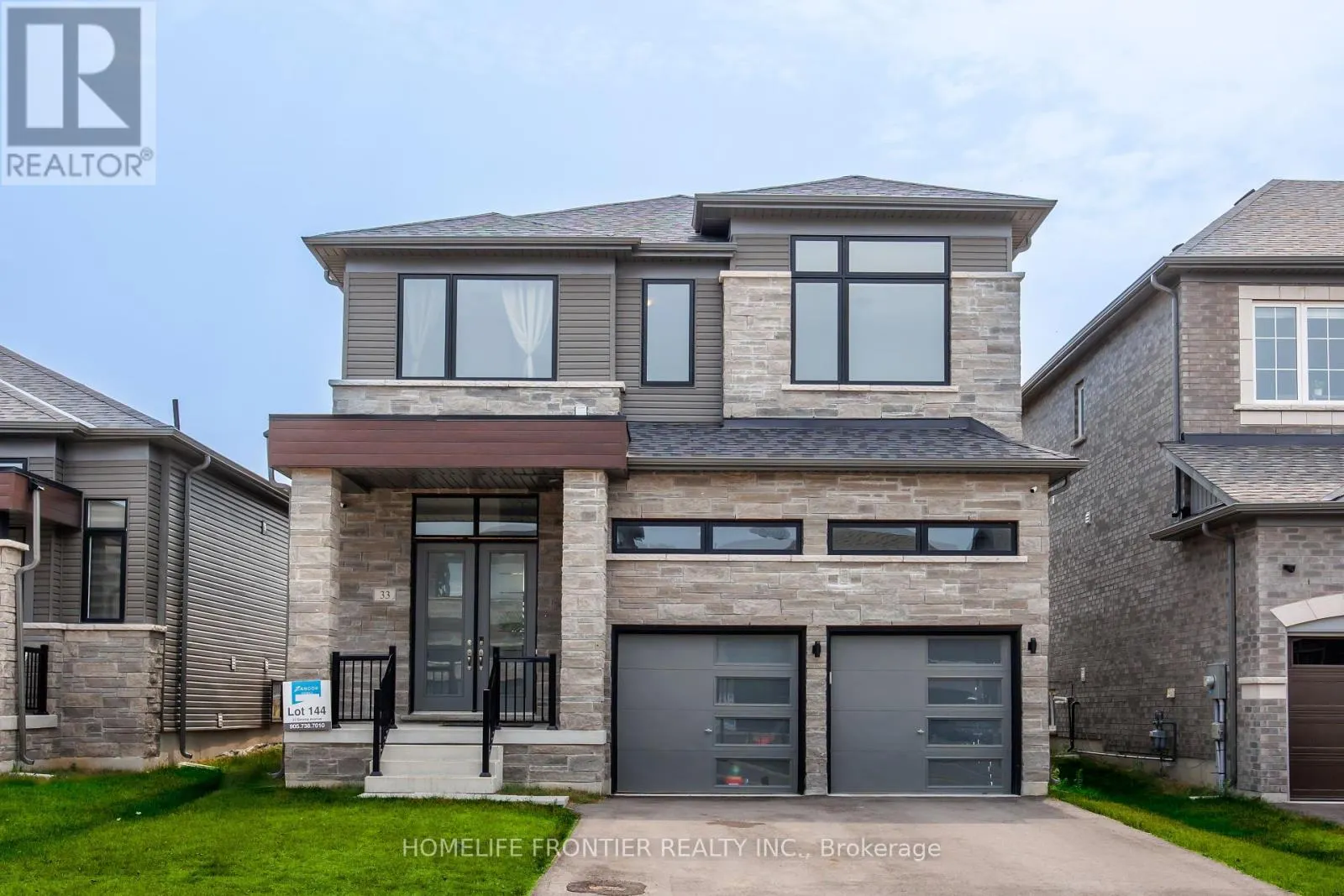 33 SIMONA AVENUE