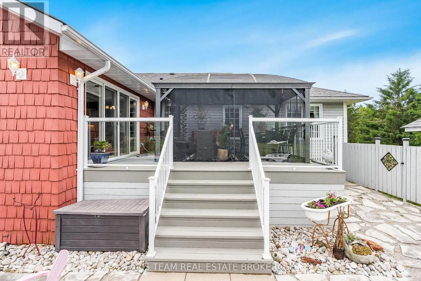 34 CONCESSION ROAD 8 E