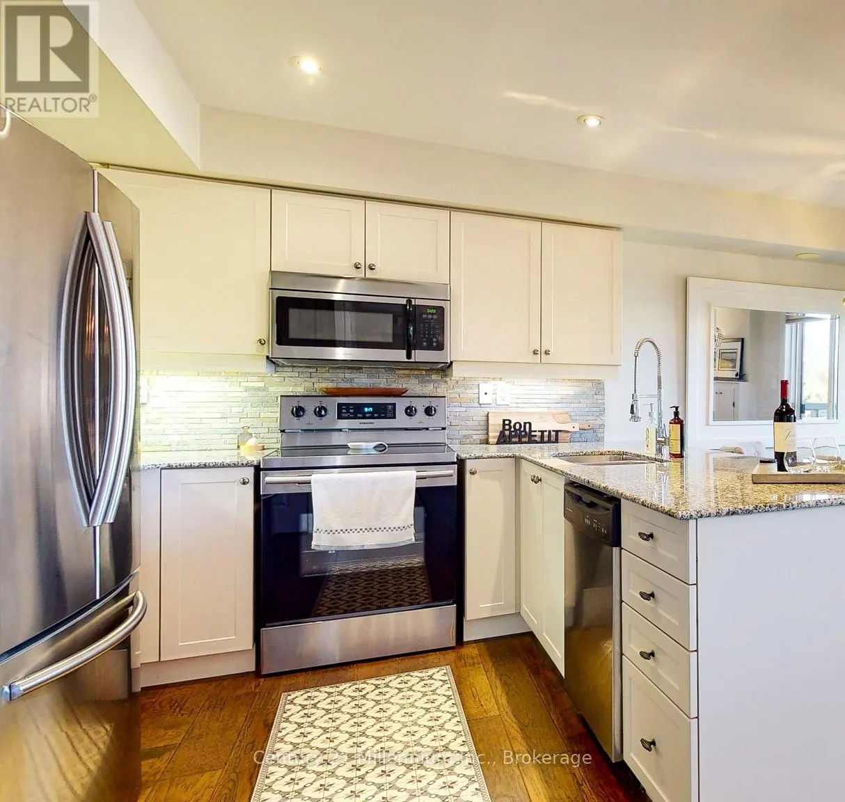 4 JOSEPH TRAIL