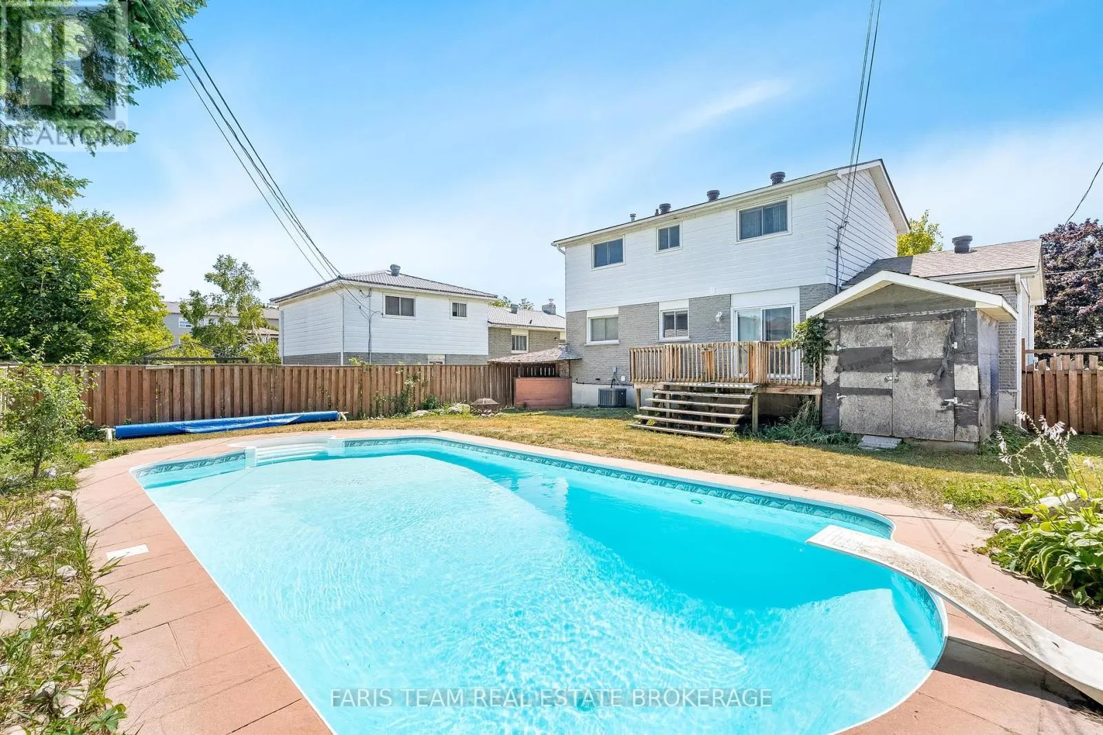 368 LESLIE AVENUE