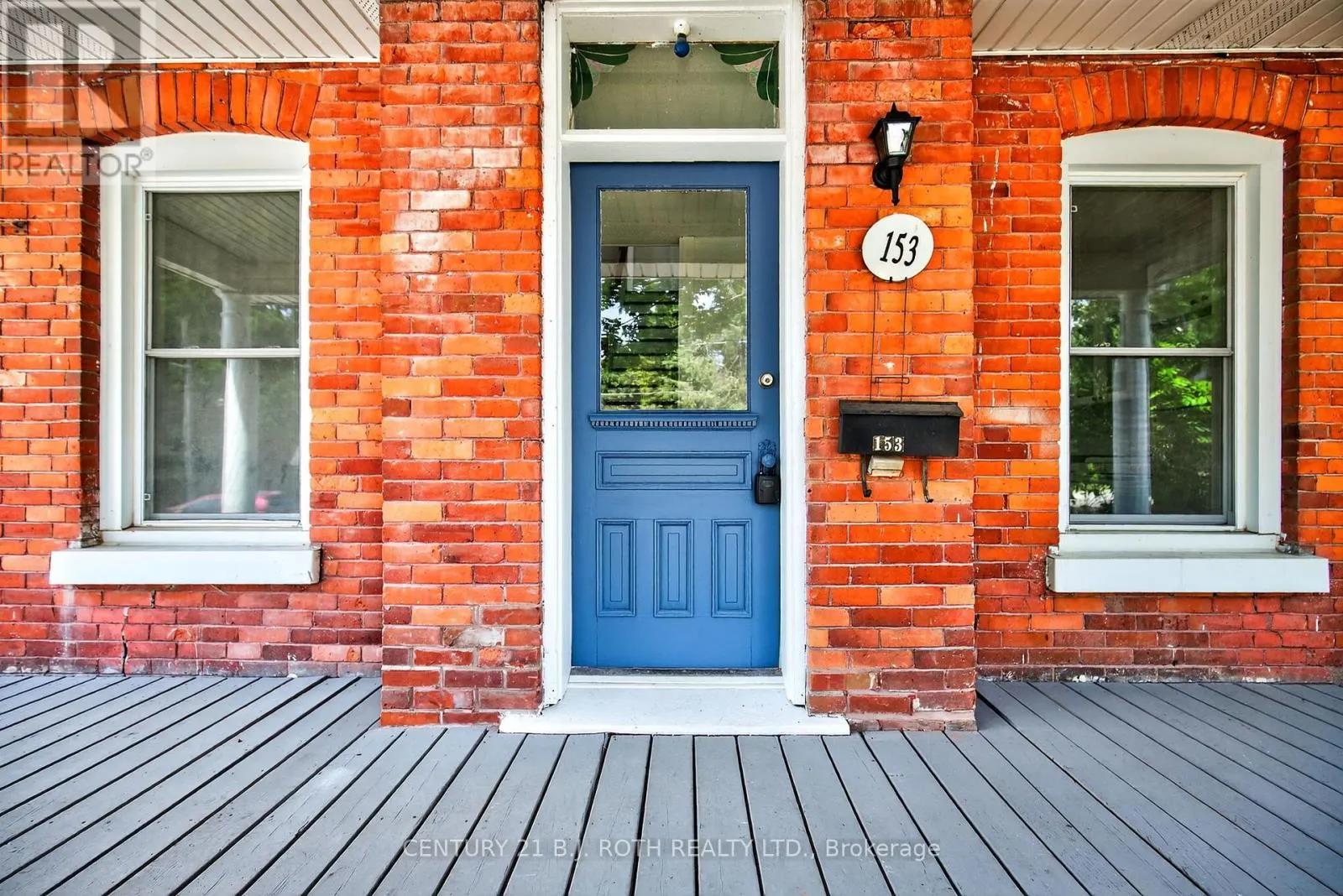 153 LACLIE STREET