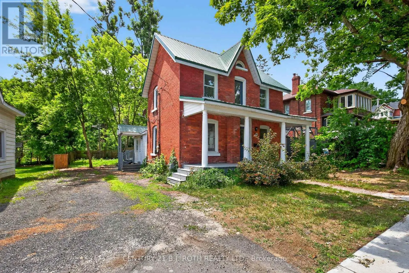 153 LACLIE STREET