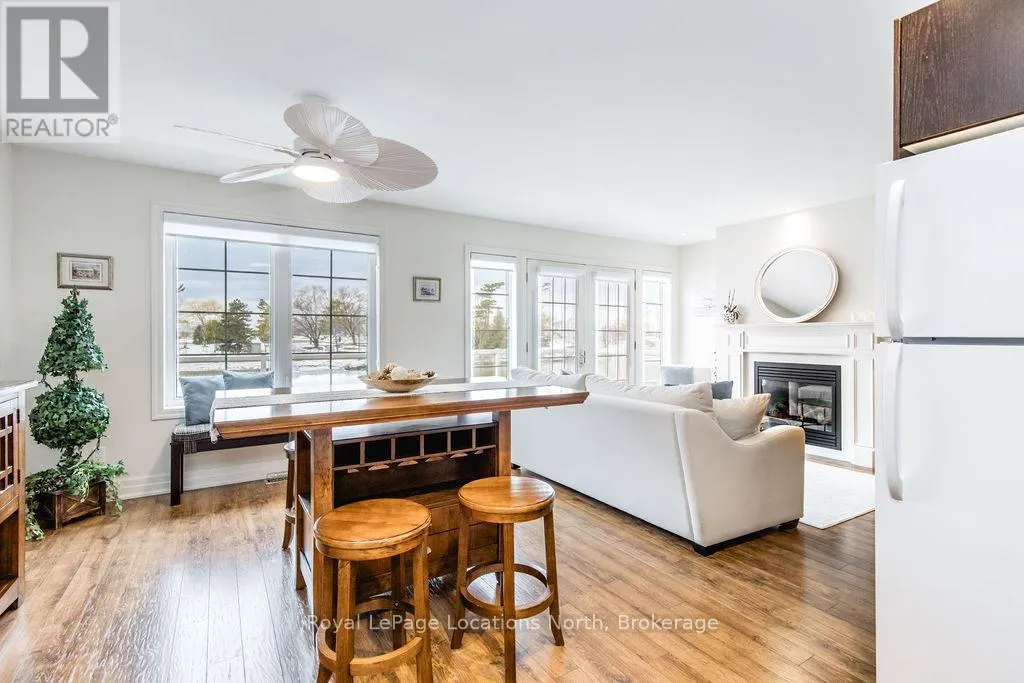 3 - 64 RIVER ROAD E, #3