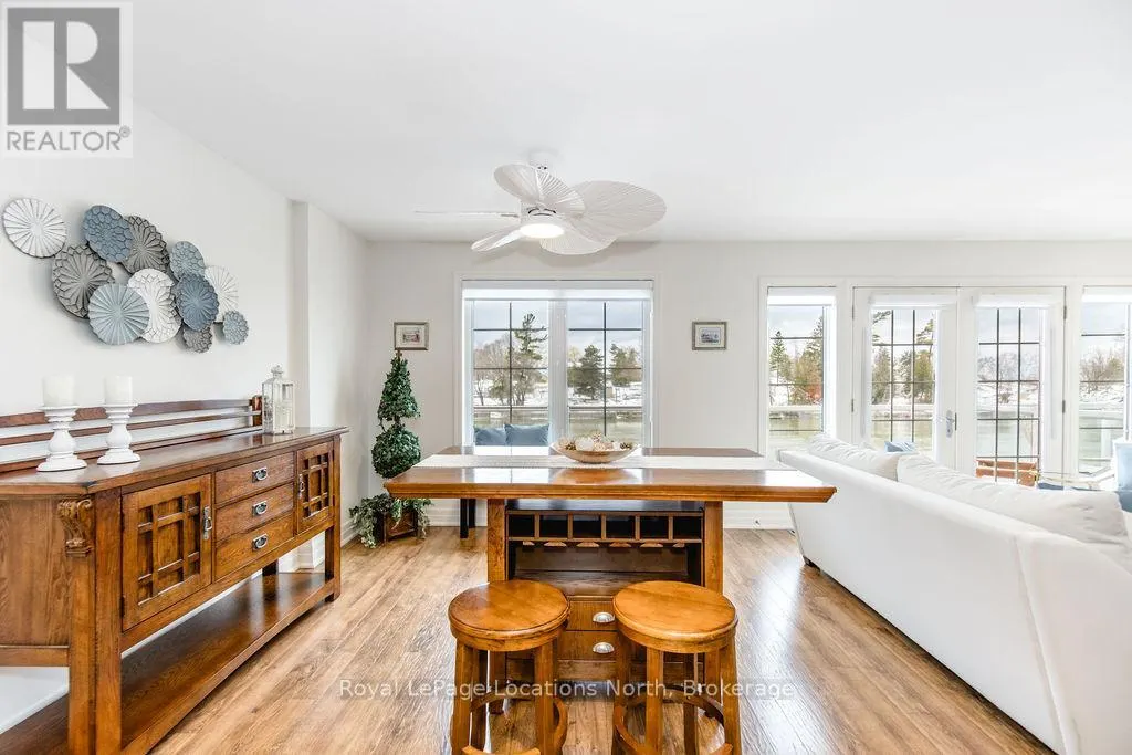 3 - 64 RIVER ROAD E, #3
