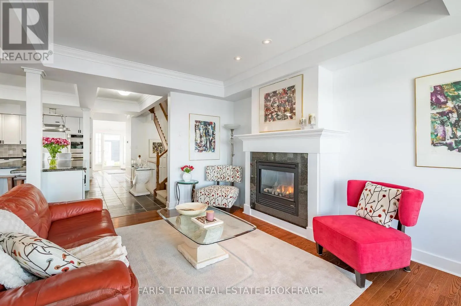 12 - 155 WILLIAM STREET