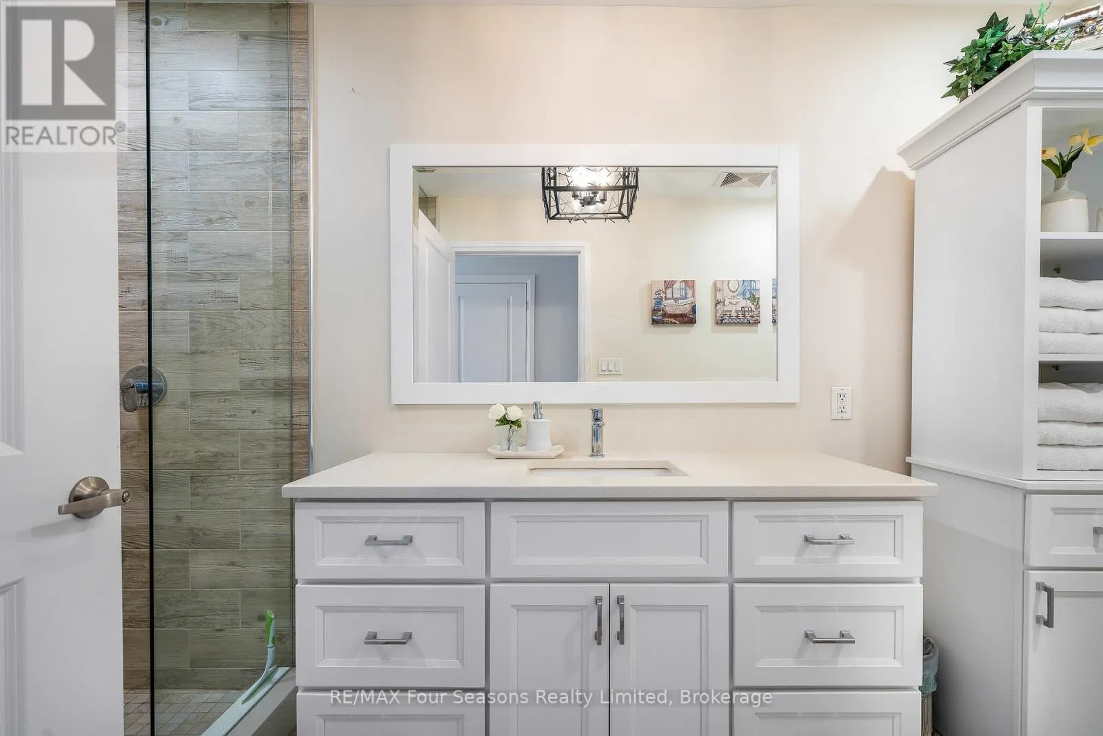 30 KARI CRESCENT