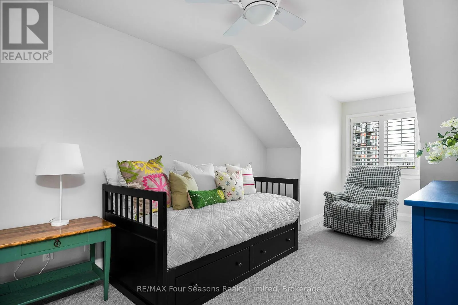 30 KARI CRESCENT