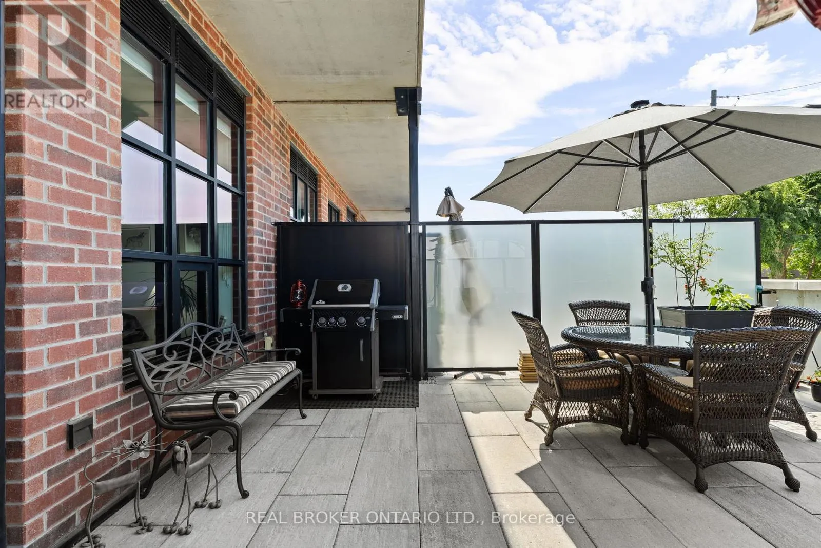 210 - 21 MATCHDASH STREET S