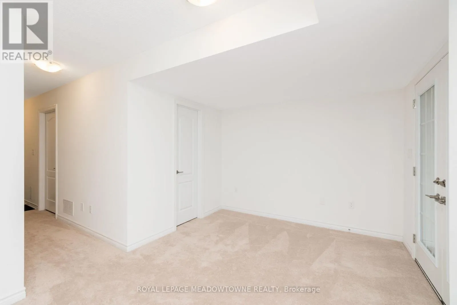 17 ANDEAN LANE