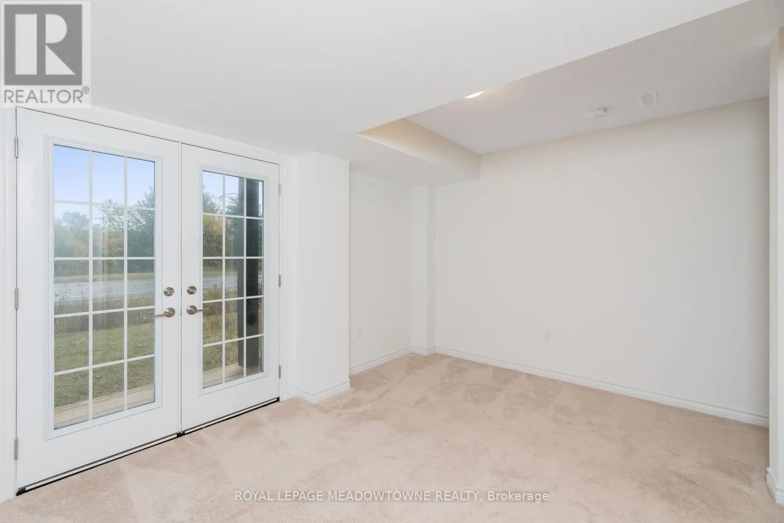 17 ANDEAN LANE