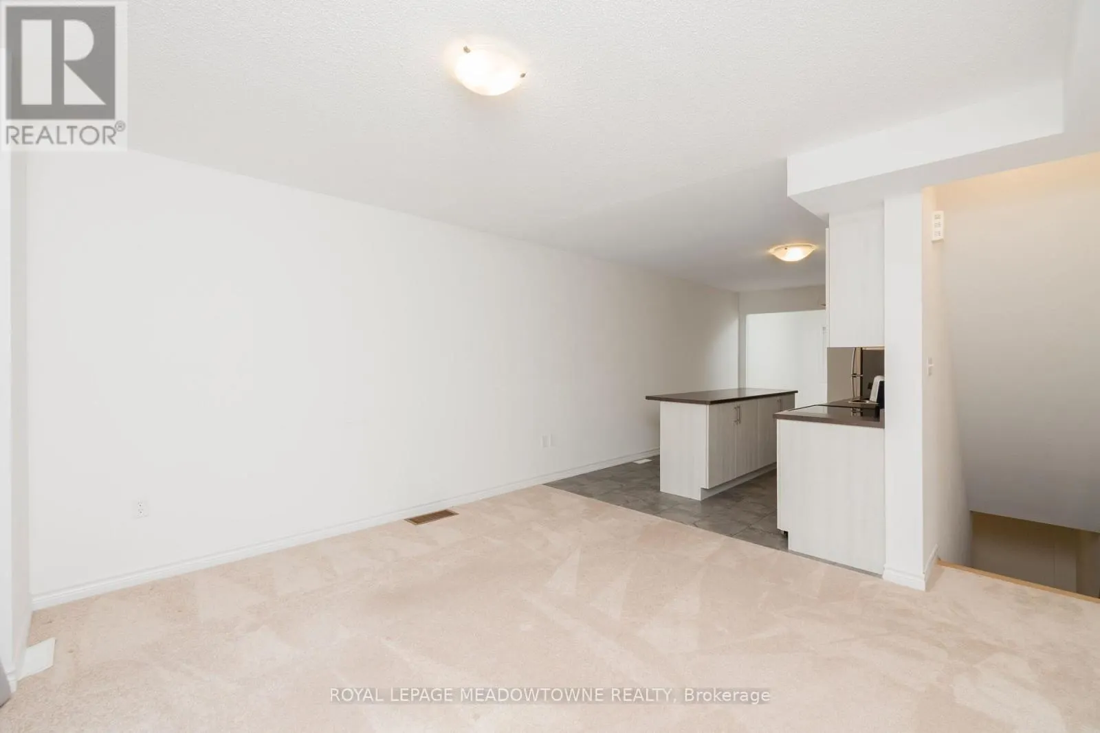 17 ANDEAN LANE
